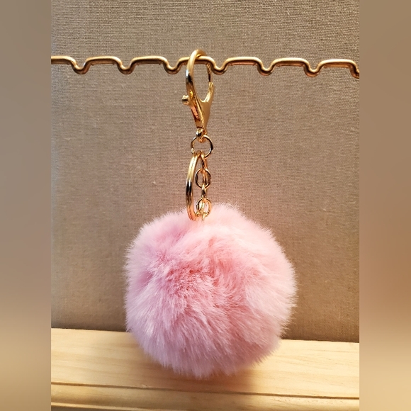 Cute Fashion Faux-Fur Puff Ball - Picture 2 of 8